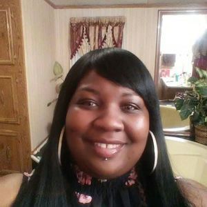 Meet your Posher, Latroya